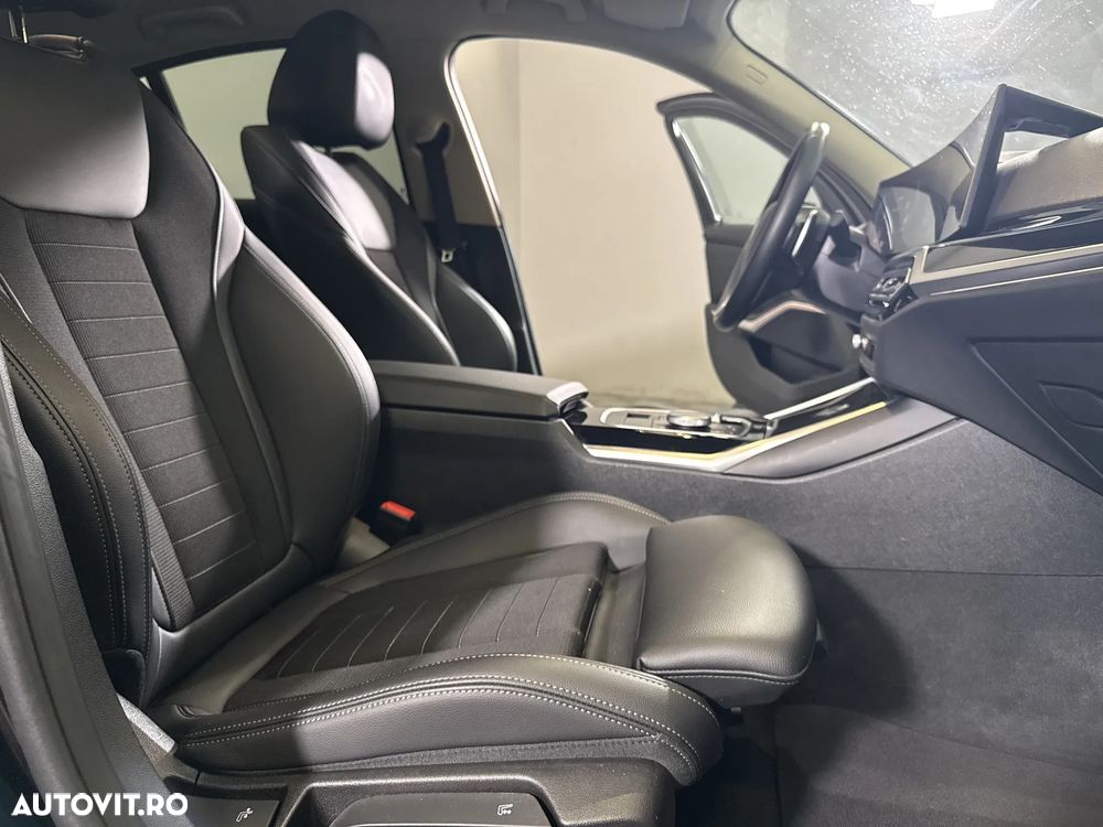 BMW Seria 3 320i xDrive Aut. - 12