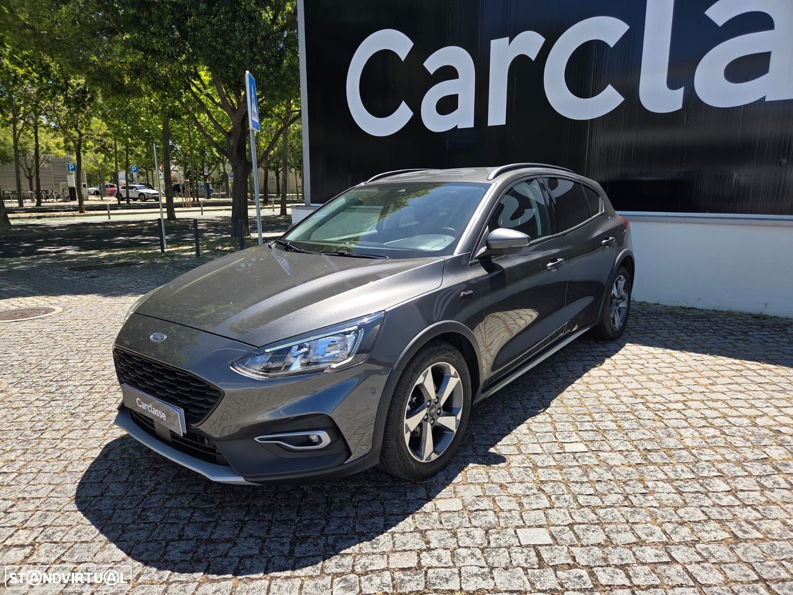 Ford Focus 1.0 EcoBoost MHEV ST-Line - 1