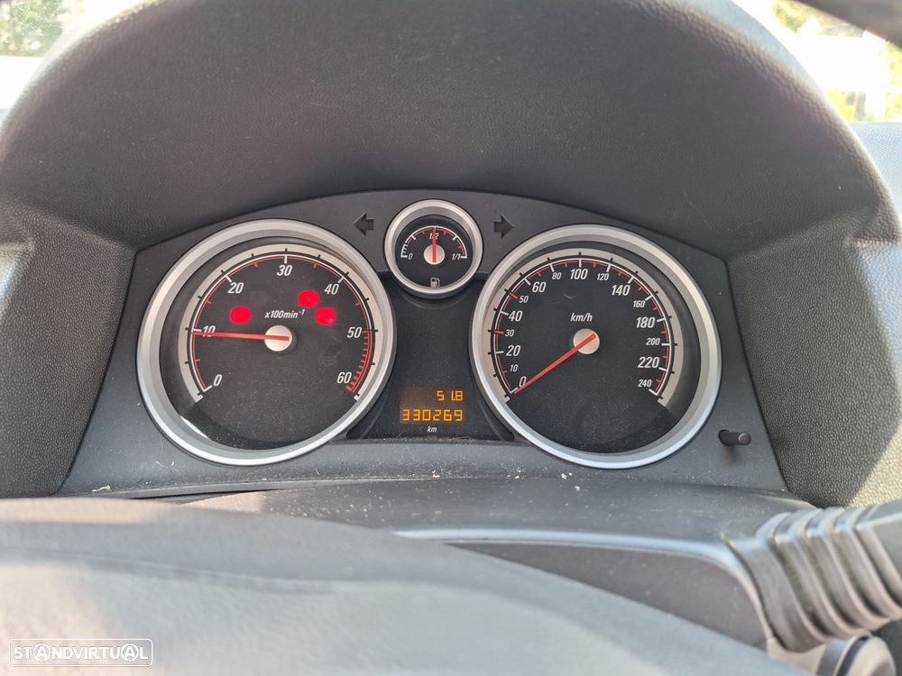 Opel Astra GTC 1.3 CDTI - 6