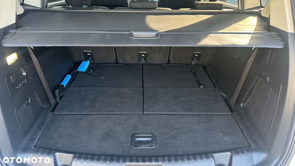 Ford S-Max - 10