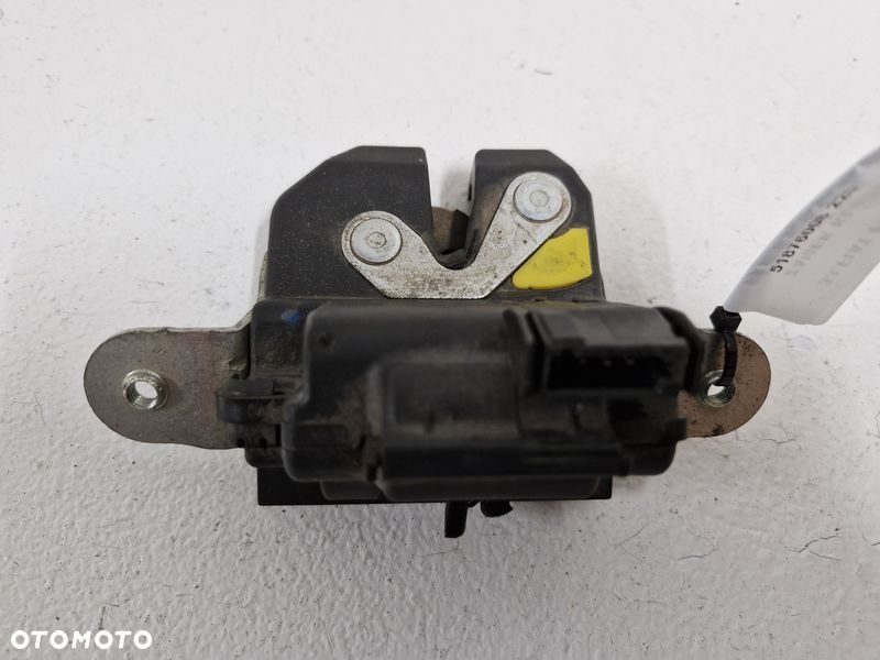 FIAT PANDA II 3 ZAMEK KLAPY BAGAŻNIKA TYŁ TYLNY 51876008 - 4