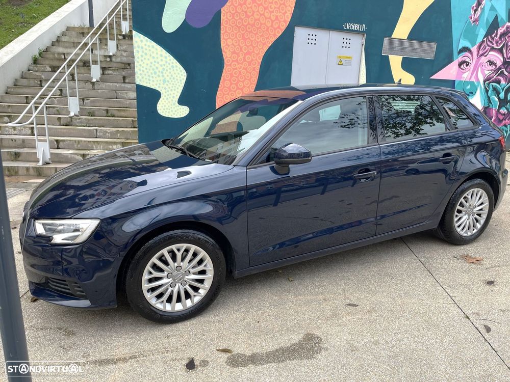 Audi A3 Sportback 1.6 TDI Design - 5