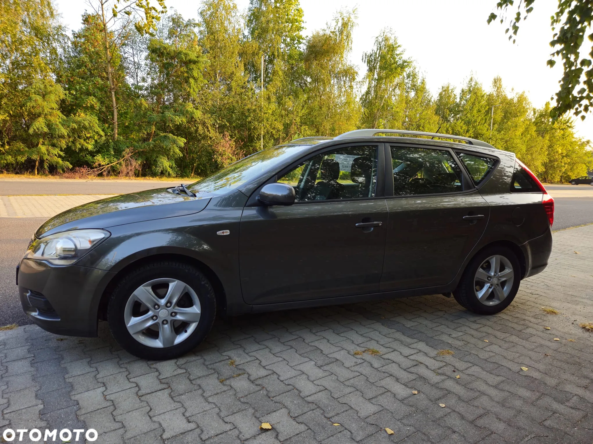 Kia Ceed 1.4 CVVT SW Dream-Team Edition - 19