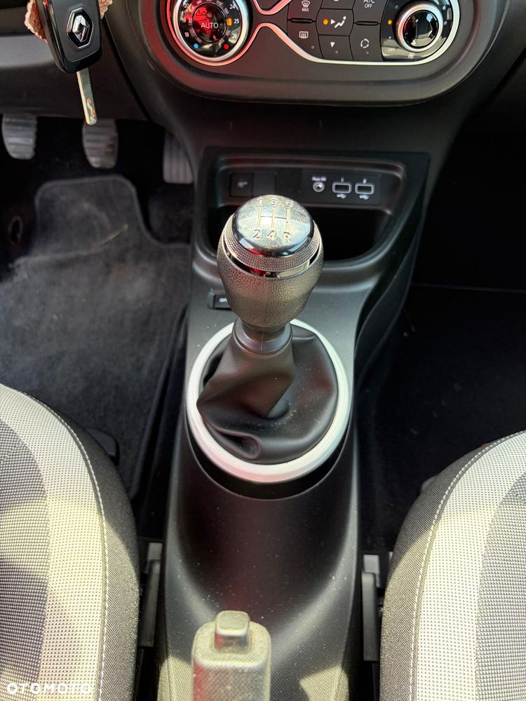 Renault Twingo SCe 70 Intens - 17