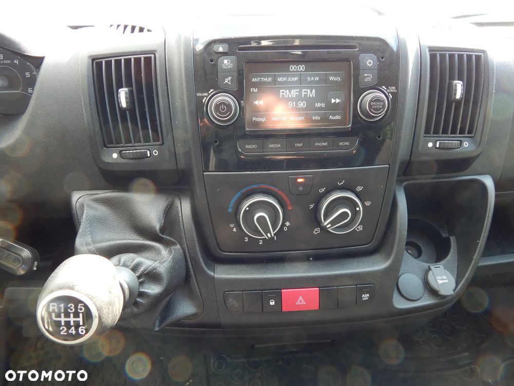 Peugeot Boxer_7-Osobowy_Max-rama_skrzynia_paka - 11