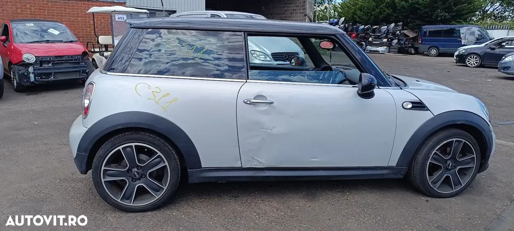 Dezmembrari / Dezmembrez Mini Cooper R56 motor 1.6 N16B16M0 cutie viteze manuală 6 trepte cod culoare WHITE SILVER METALLIC (A62) - 5