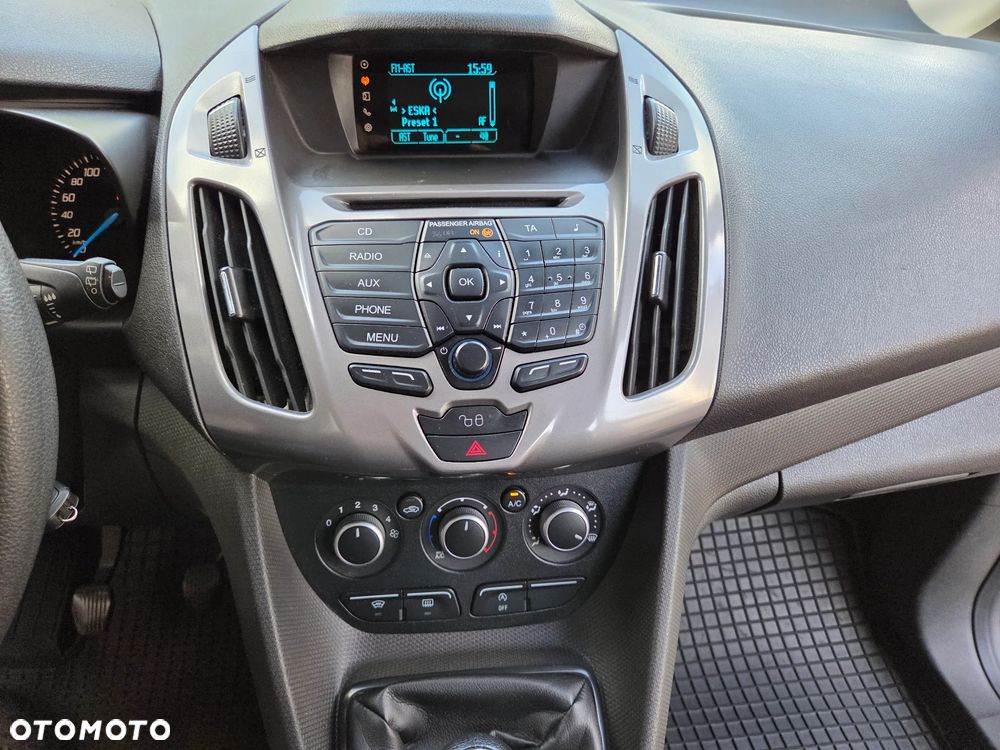 Ford Tourneo Connect - 18