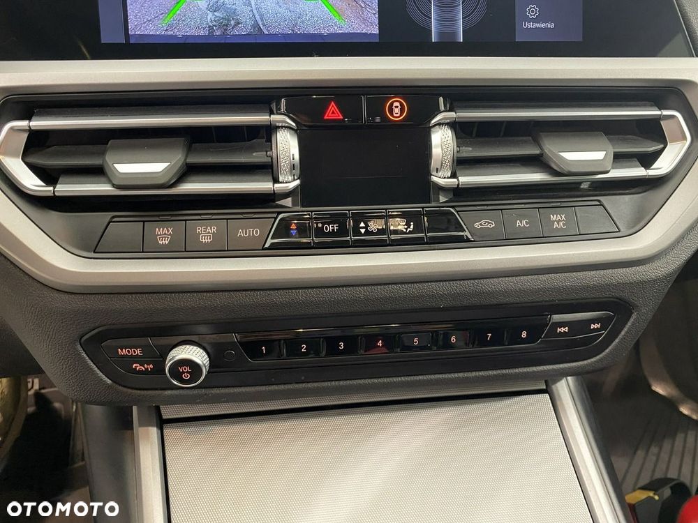 BMW Seria 3 - 22
