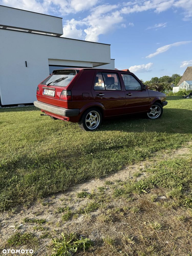 Volkswagen Golf - 5