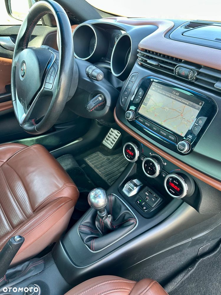 Alfa Romeo Giulietta 1.6 JTDM 16V - 8