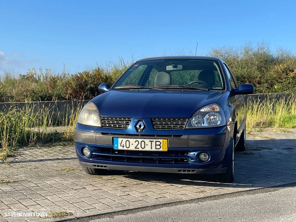 Renault Clio 1.2 16V Privilège - 2