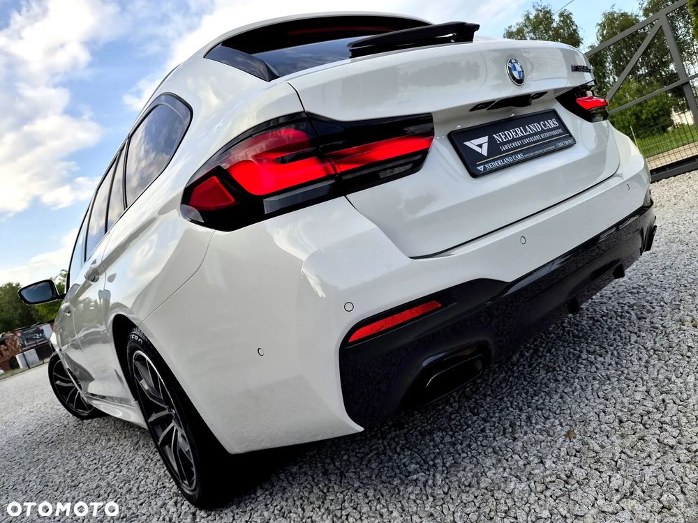 BMW Seria 5 530e M Sport sport - 33