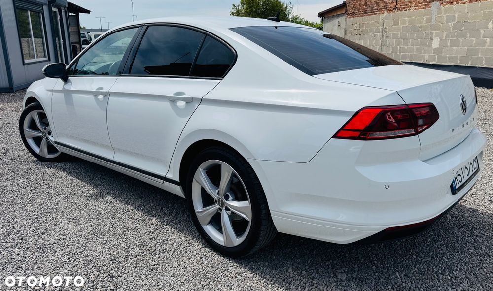Volkswagen Passat 2.0 TDI EVO Business - 10