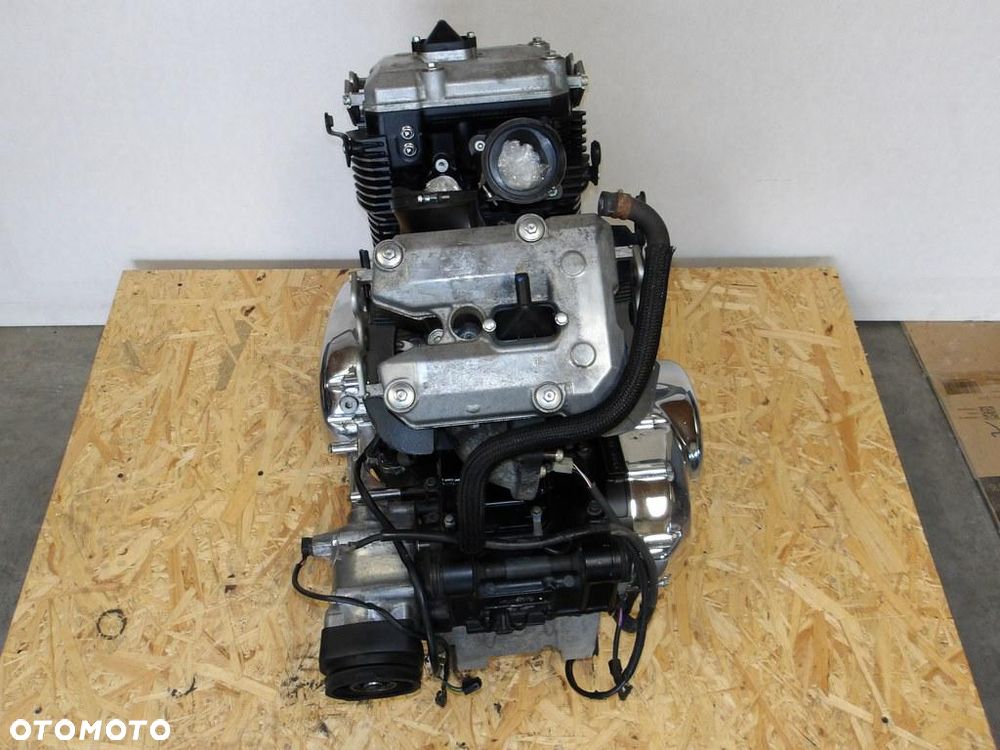 Silnik kompletny SUZUKI VLR 1800 C109R BOULEVARD/INTRUDER 08-13r   PN. 11300-48881 - 18