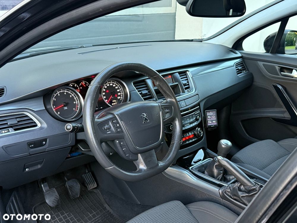 Peugeot 508 1.6 T Allure - 20