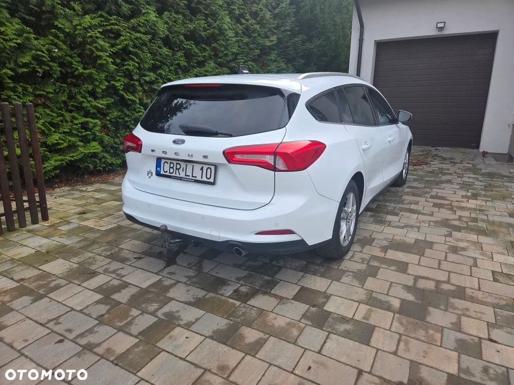 Ford Focus 2.0 EcoBlue Titanium - 12
