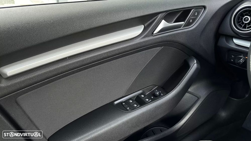 Audi A3 Sportback 30 TDI Sport - 13