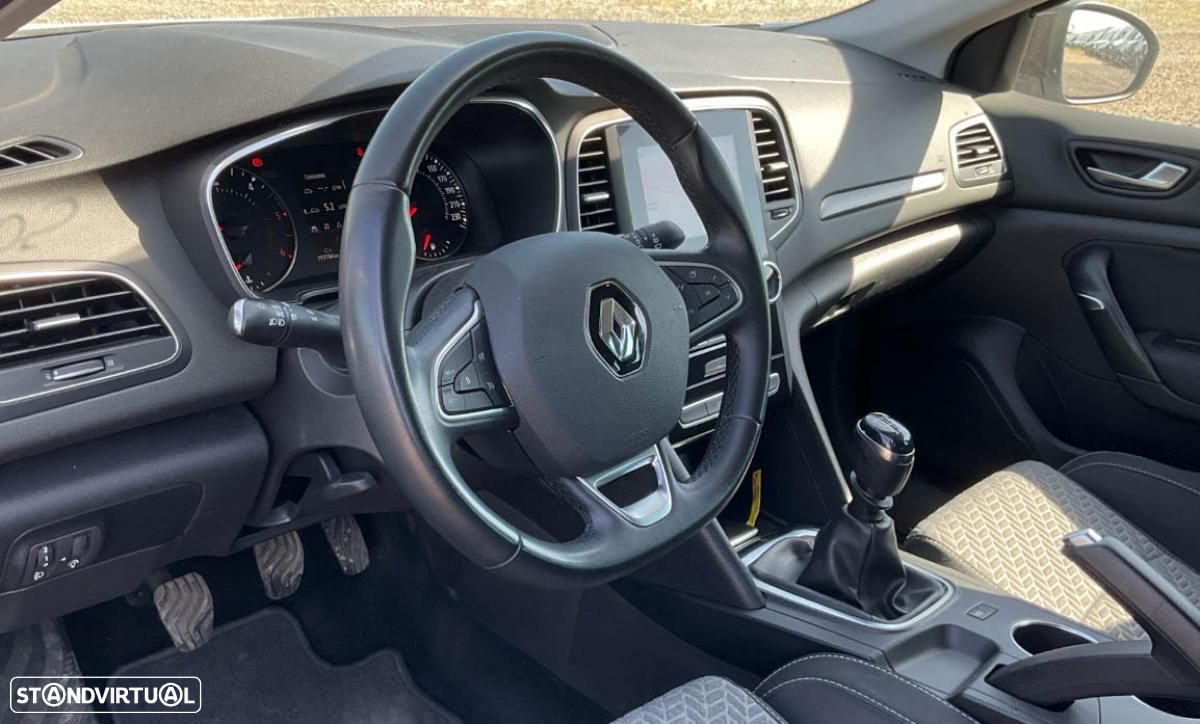 Renault Mégane Sport Tourer 1.5 Blue dCi Limited EDC - 5