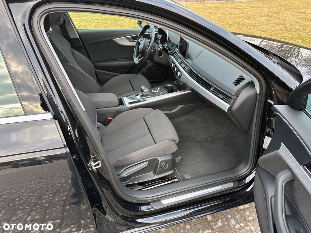 Audi A4 Avant 2.0 TFSI ultra S tronic - 33