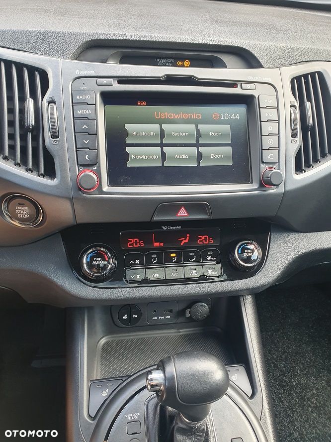 Kia Sportage 2.0 CRDI 4WD Automatik Fifa World Cup Edition - 18