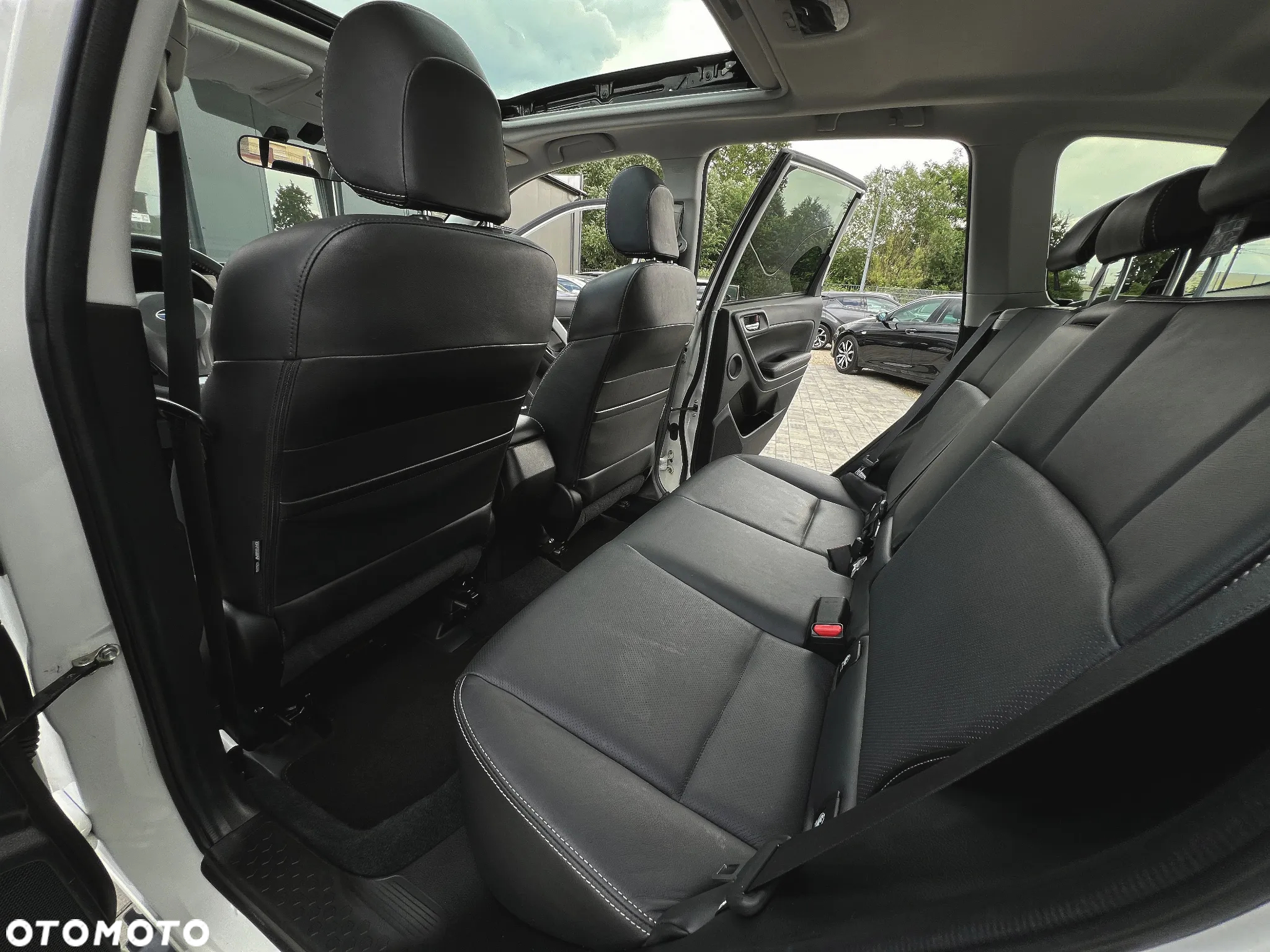 Subaru Forester 2.0XT Platinum Lineartronic - 23