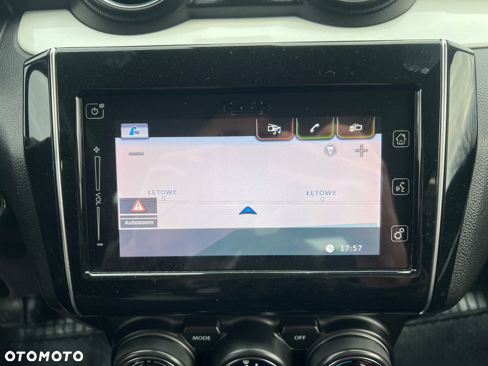 Suzuki Swift 1.2 Premium Plus - 17