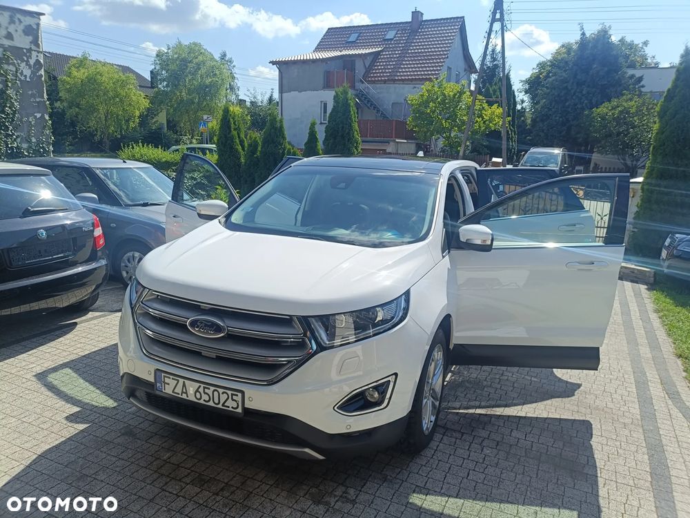 Ford Edge 2.0 TDCi 4x4 Titanium - 27