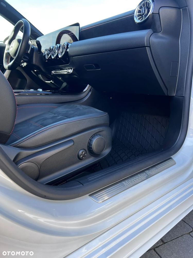 Mercedes-Benz Klasa A 200 AMG Line 7G-DCT - 13