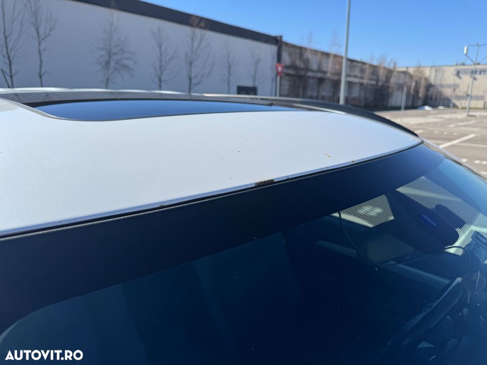 Mitsubishi Outlander - 8