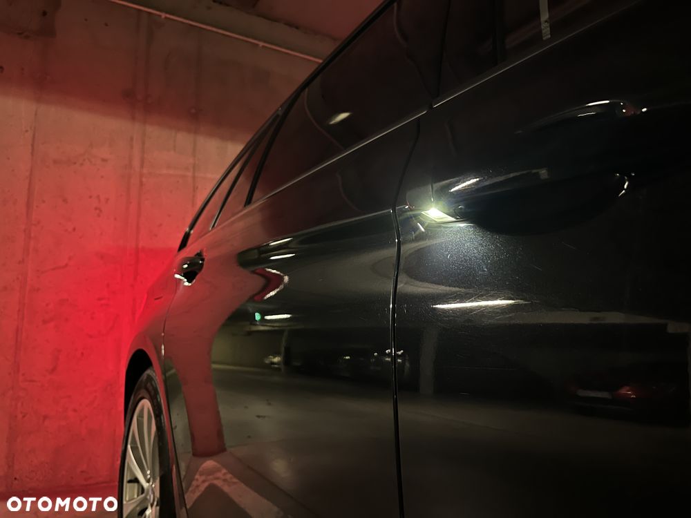 BMW Seria 3 320d Sport Line Shadow - 38