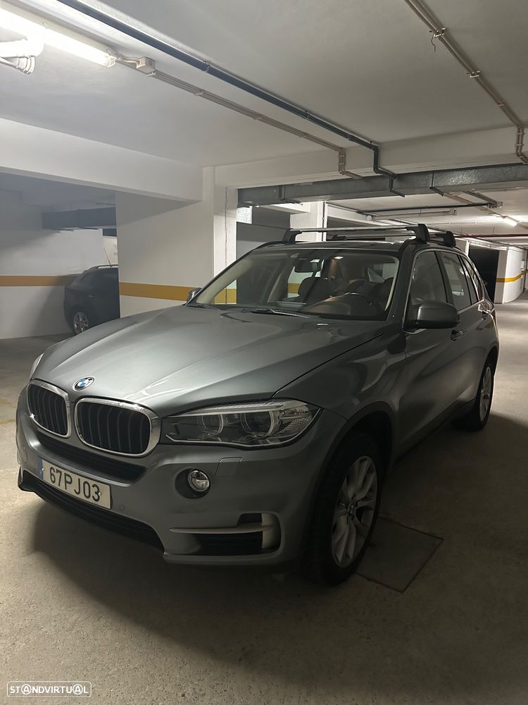 BMW X5 25 d sDrive Comfort 7L - 3