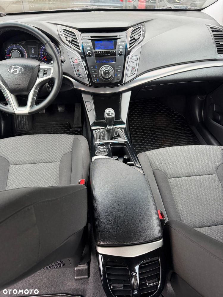 Hyundai i40 - 11