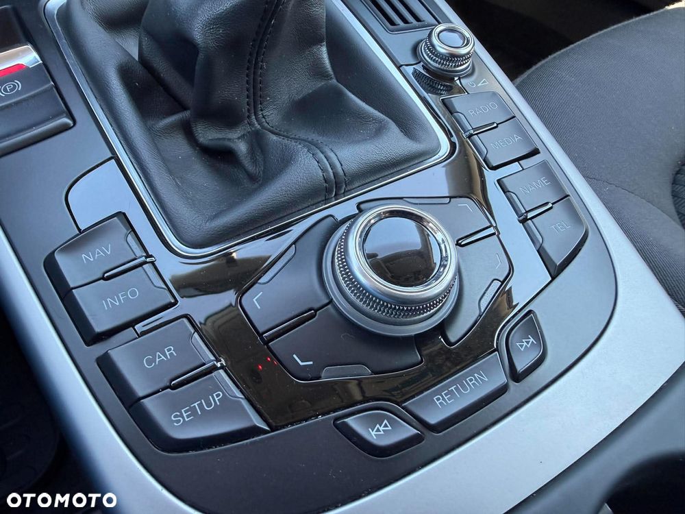 Audi A4 Avant 2.0 TDI DPF Ambiente - 20