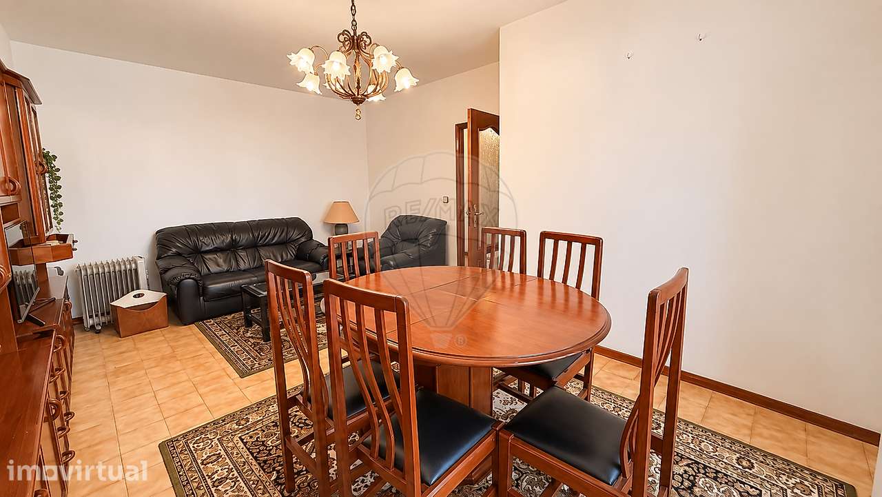 Apartamento T3 para arrendamento - Grande imagem: 2/12