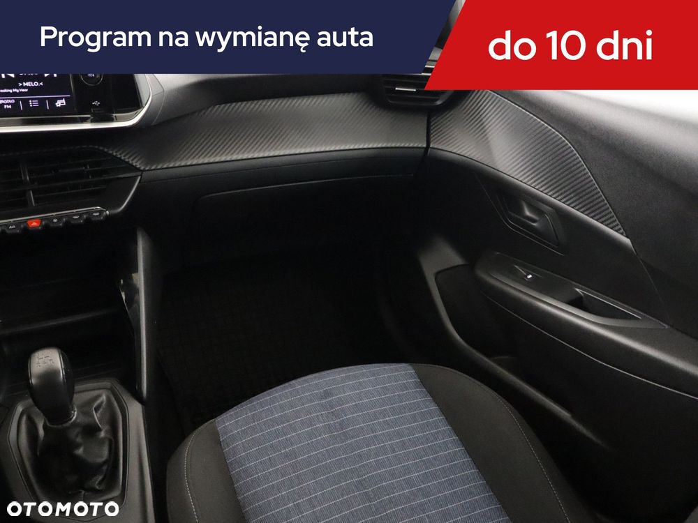 Peugeot 208 - 9