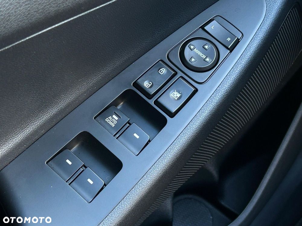 Hyundai Tucson 1.6 GDI BlueDrive Classic 2WD - 19