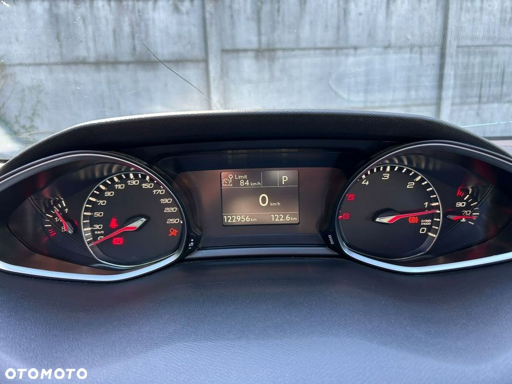 Peugeot 308 - 14
