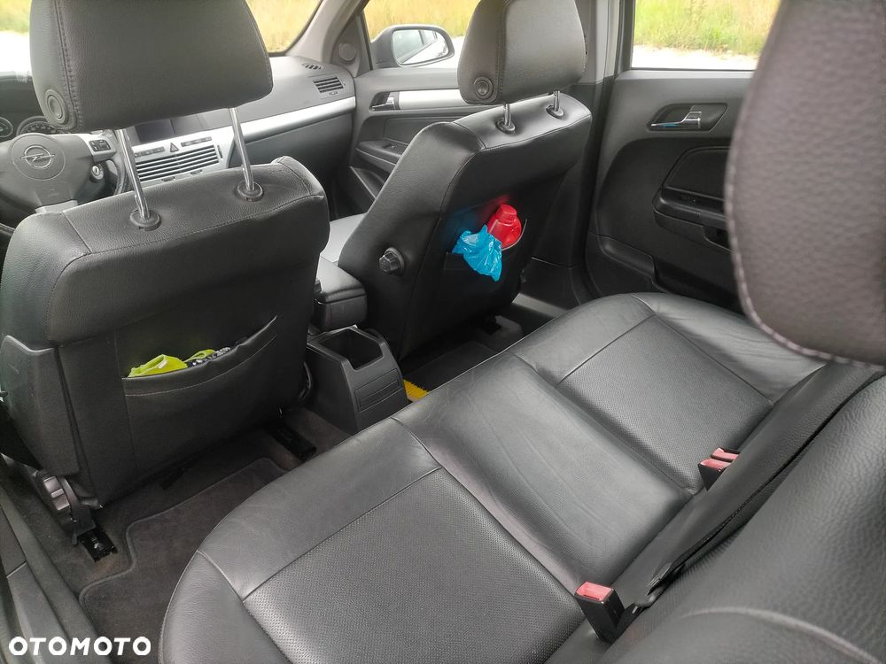 Opel Astra - 4