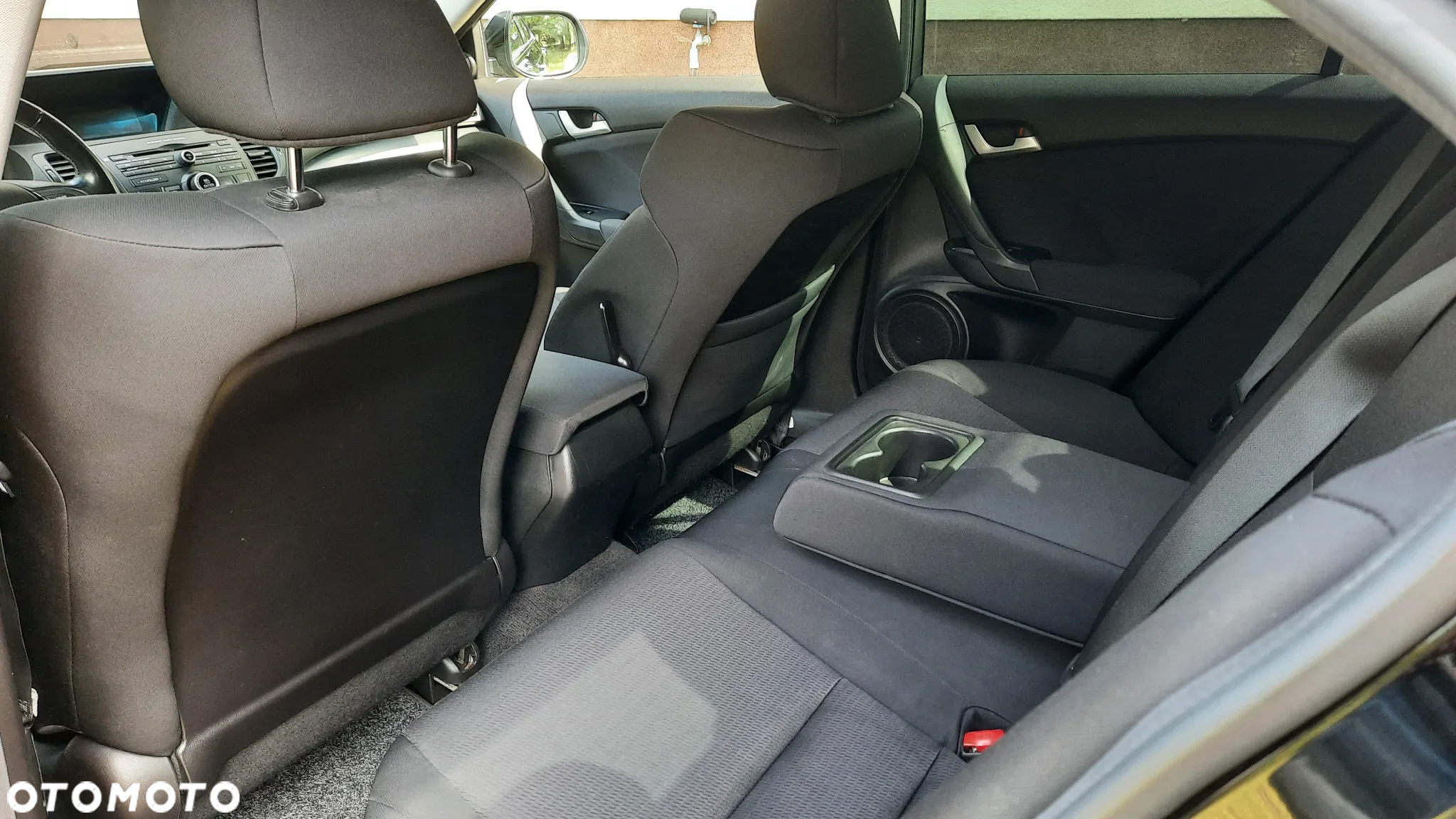 Honda Accord 2.0 Lifestyle - 19