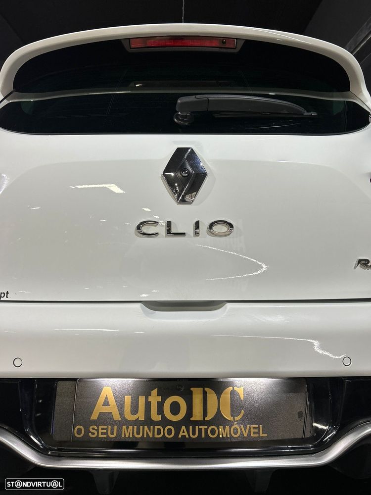 Renault Clio 1.6 T RS EDC - 11