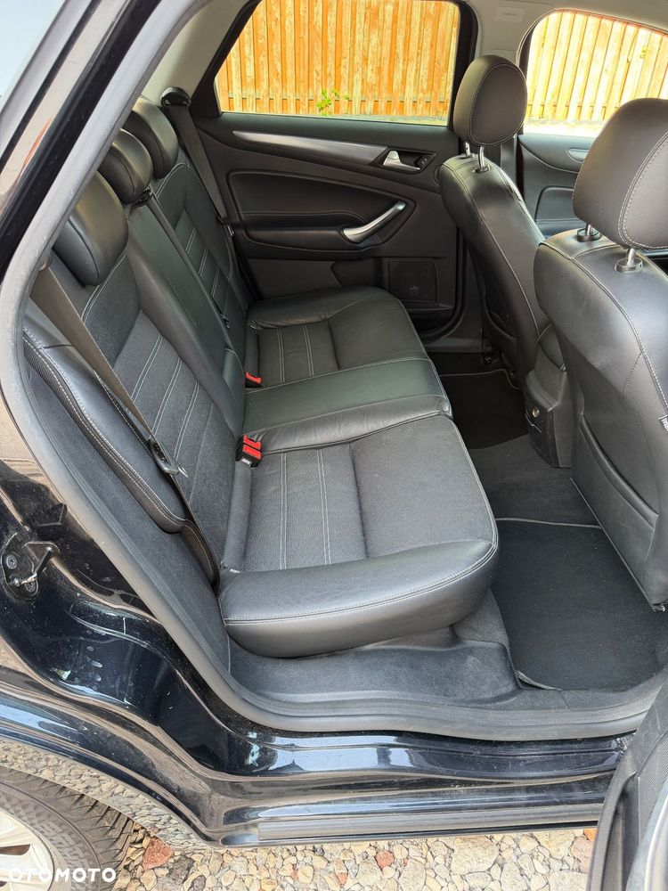Ford Mondeo 2.2 TDCi Titanium - 16