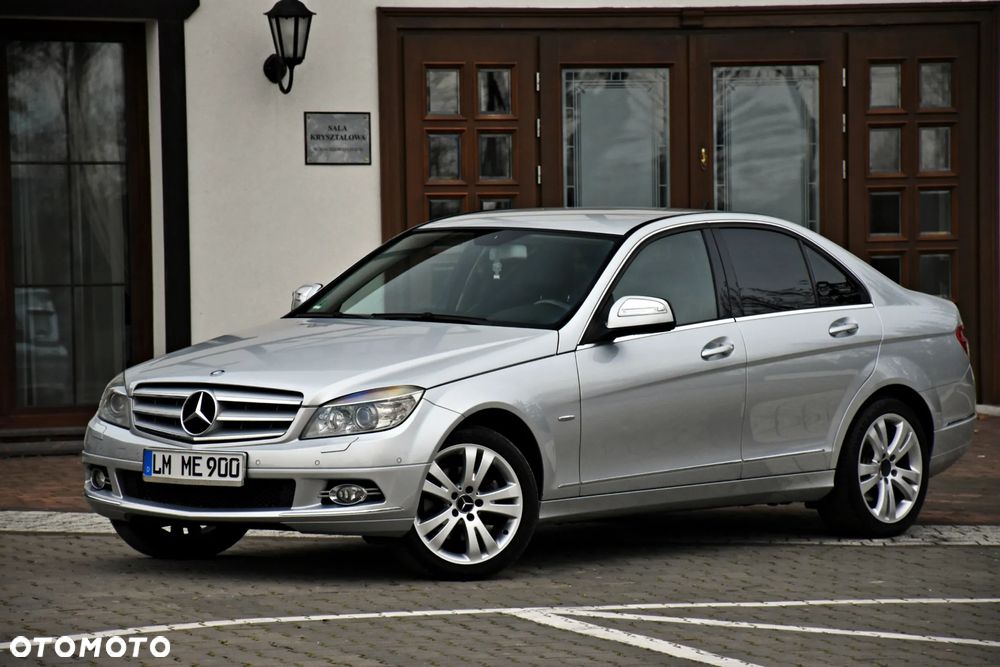 Mercedes-Benz Klasa C 200 7G-TRONIC Avantgarde Edition - 12