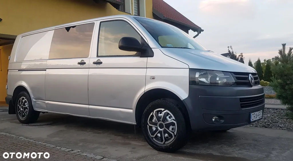Volkswagen Transporter T5 TDI L2H1 - 5