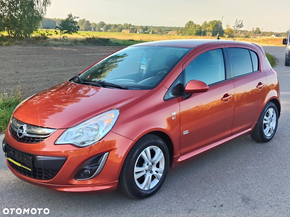Opel Corsa 1.4 16V 150 Jahre - 10