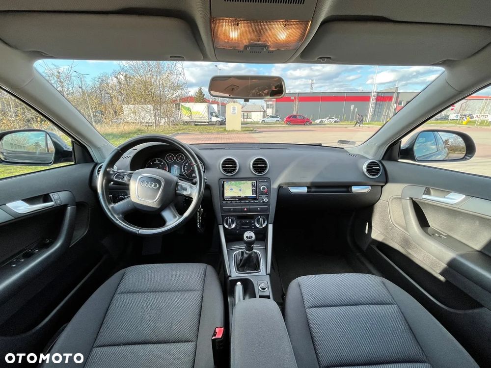 Audi A3 Sportback 1.9 TDI Attraction - 8