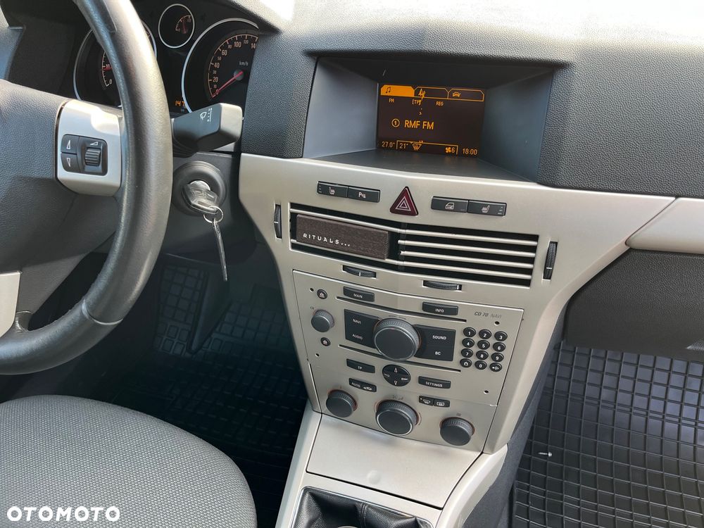Opel Astra 1.6 Innovation - 27