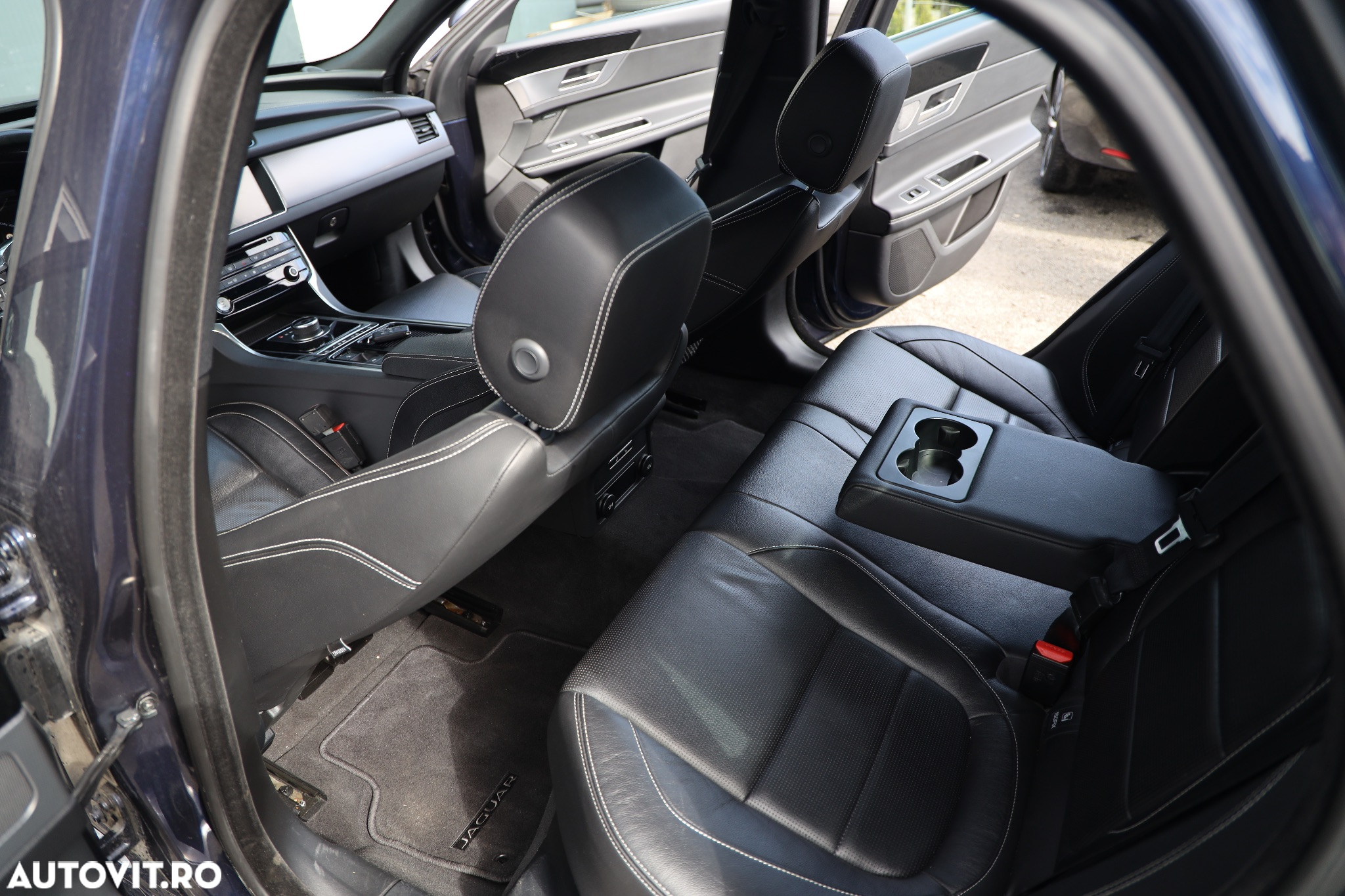 Jaguar XF 25d Aut. R-Sport - 8
