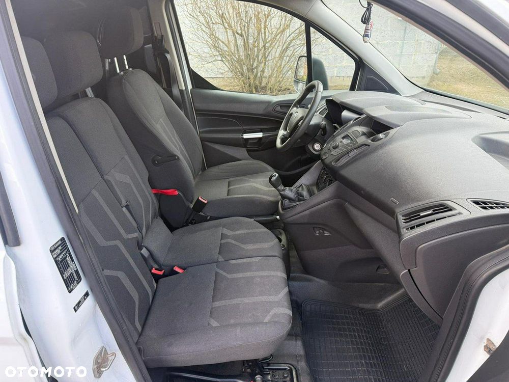 Ford Transit Connect - 11