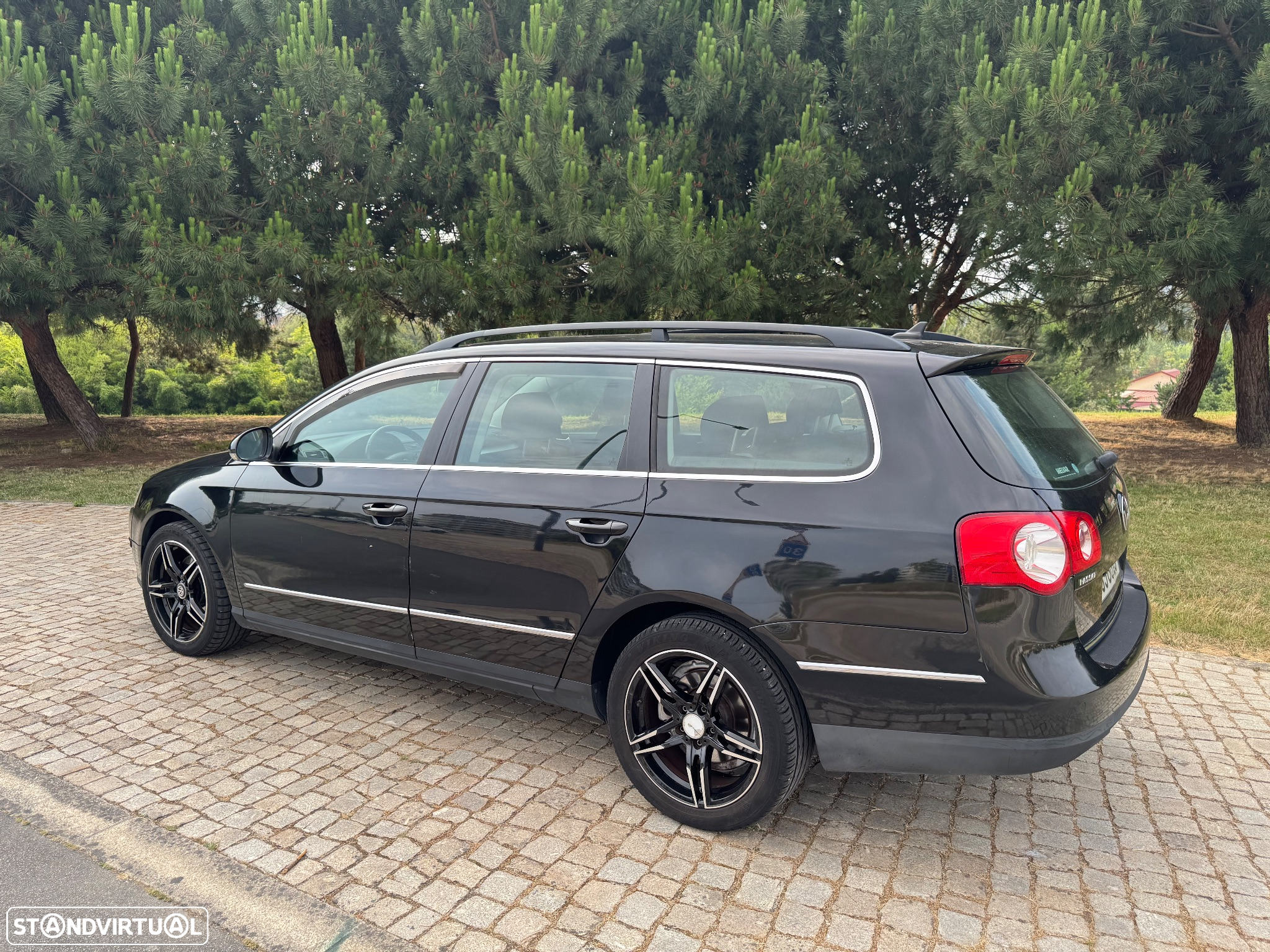 VW Passat Variant 2.0 TDi Confortline - 17