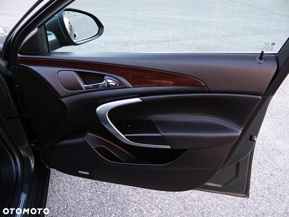 Opel Insignia 2.0 Turbo Automatik Cosmo - 27